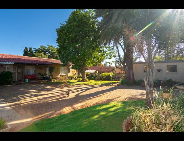 5 BEDROOM FREEHOLD FOR SALE IN HORIZON VIEW